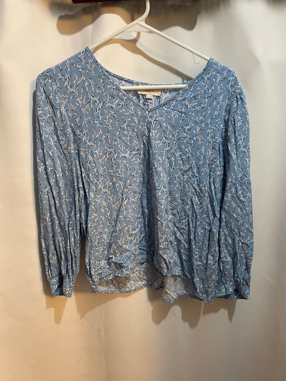 loft outlet xs women blue floral long sleeve shirt